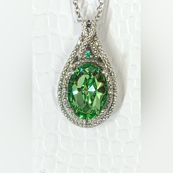 Signed STS 925 Sterling Silver Light Peridot Green Crystal Rhinestone Pendant - Picture 7 of 16